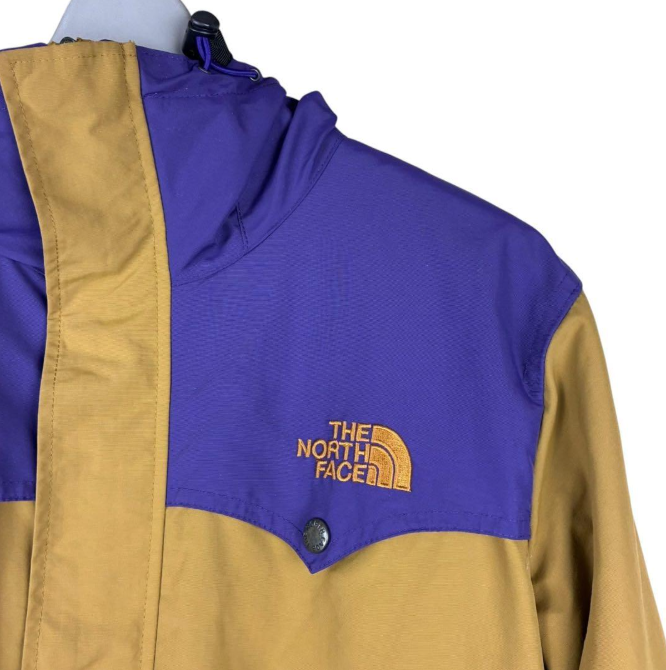THE NORTH FACE 拼色冲锋衣 M码