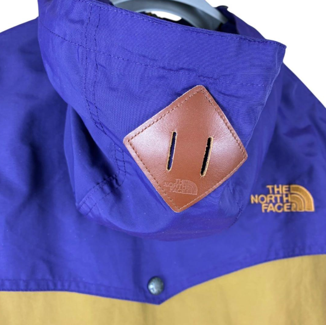 THE NORTH FACE 拼色冲锋衣 M码