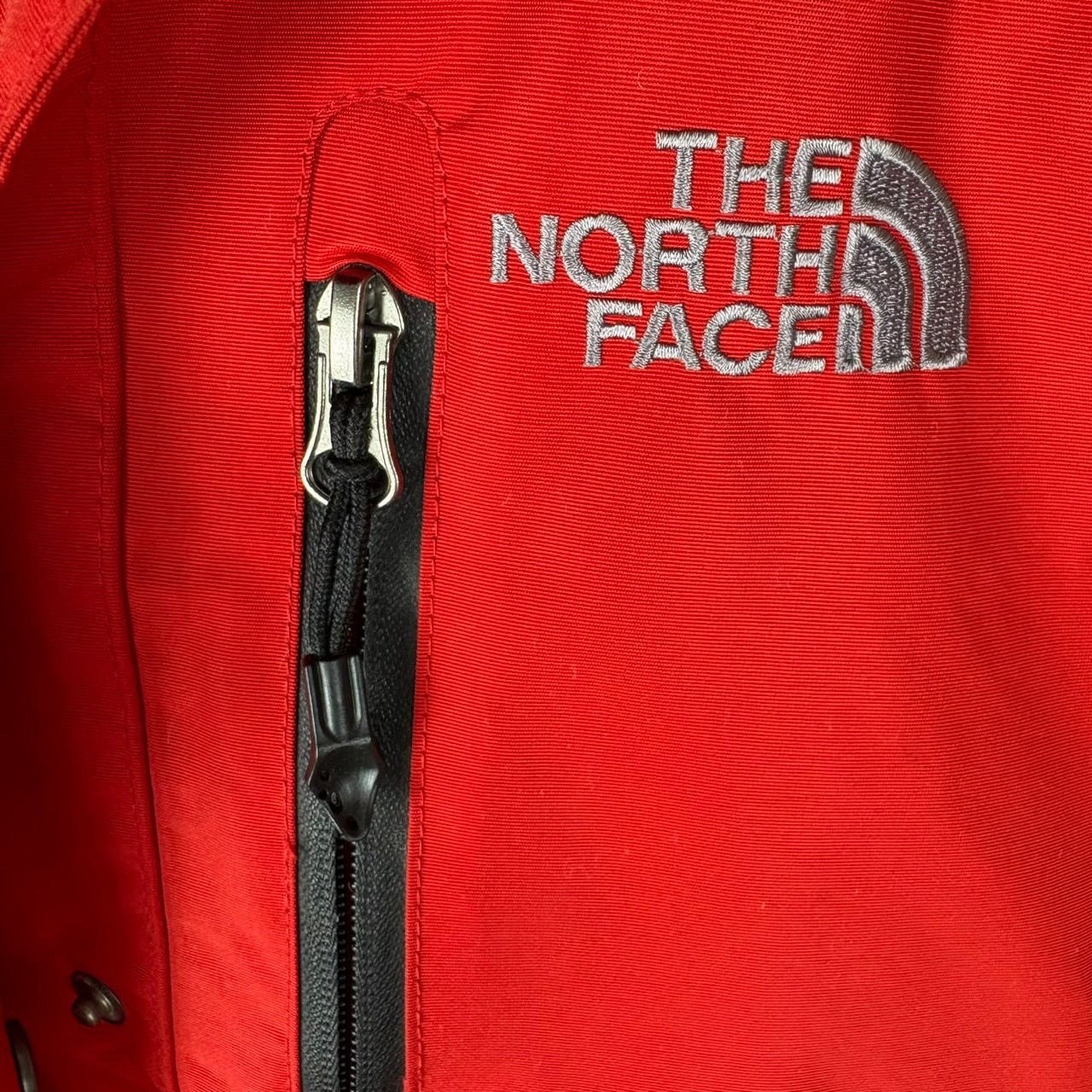 The North Face Summit Series GORE-TEX Mountain Parka Red L