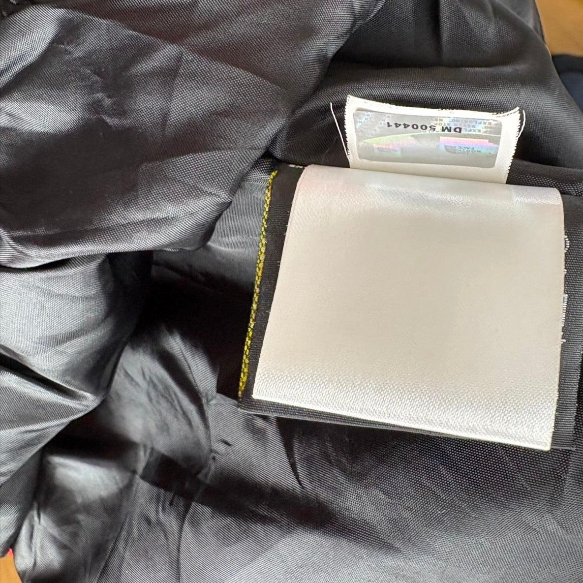 The North Face Summit Series GORE-TEX Mountain Parka Red L