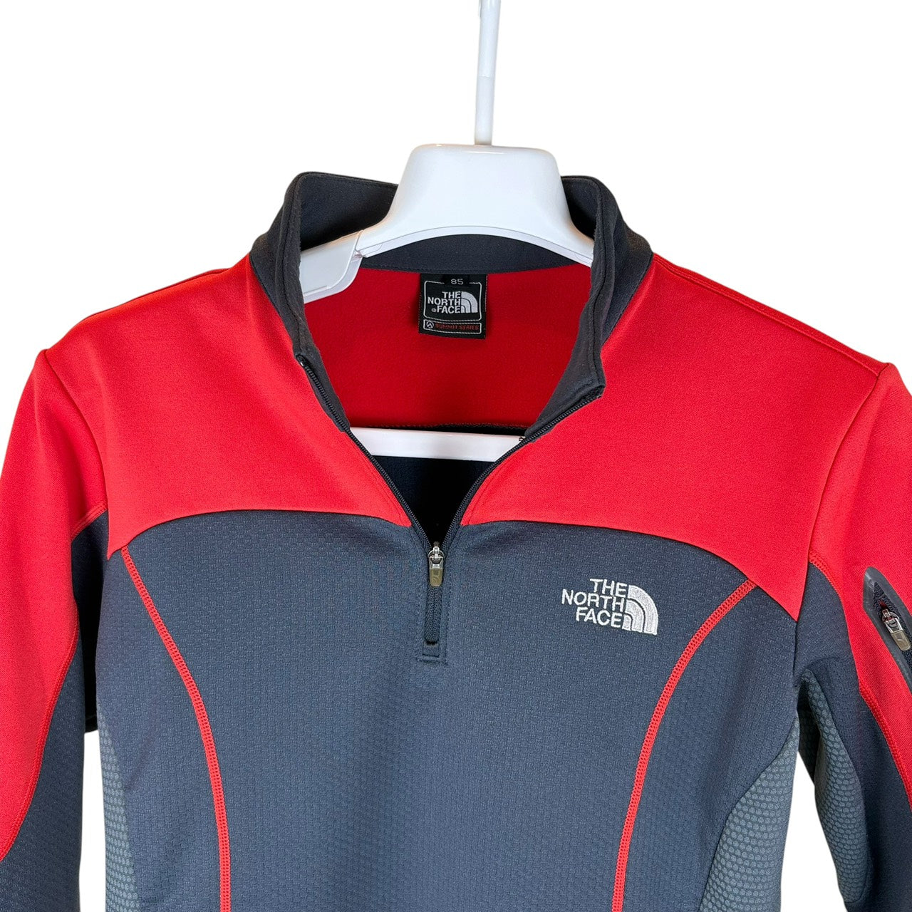THE NORTH FACE サミットシリーズ ハーフジップミッドレイヤー  レッドx黒 M