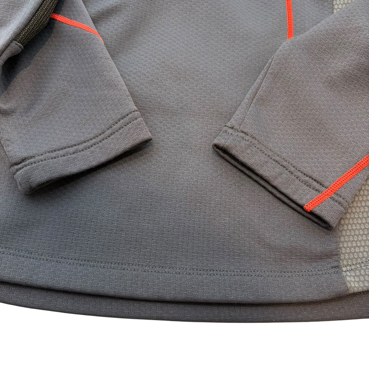 THE NORTH FACE サミットシリーズ ハーフジップミッドレイヤー  レッドx黒 M