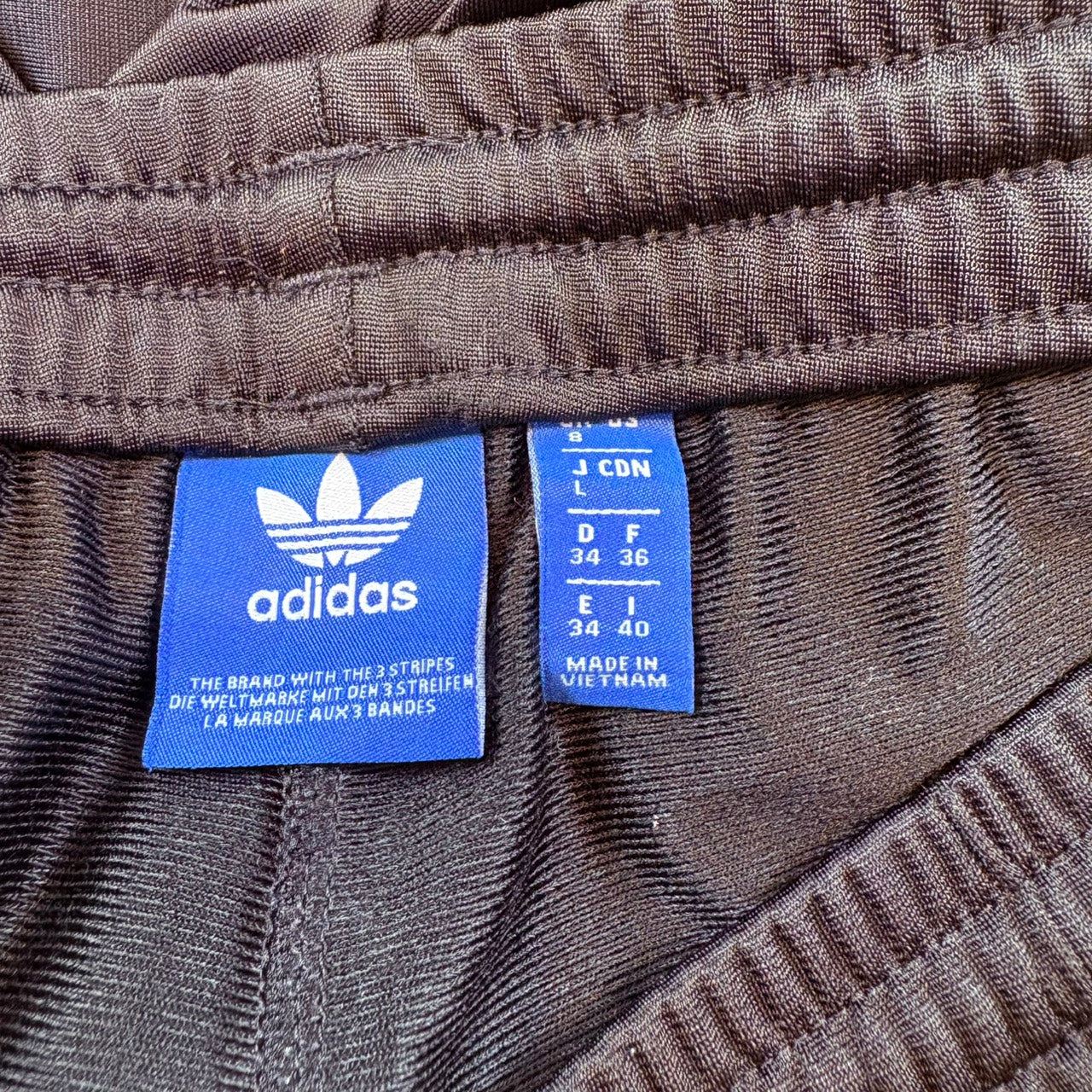 adidas アディダス ジャージ トレフォイルロゴ刺繍 スリムタイプ 黒 ブラック L