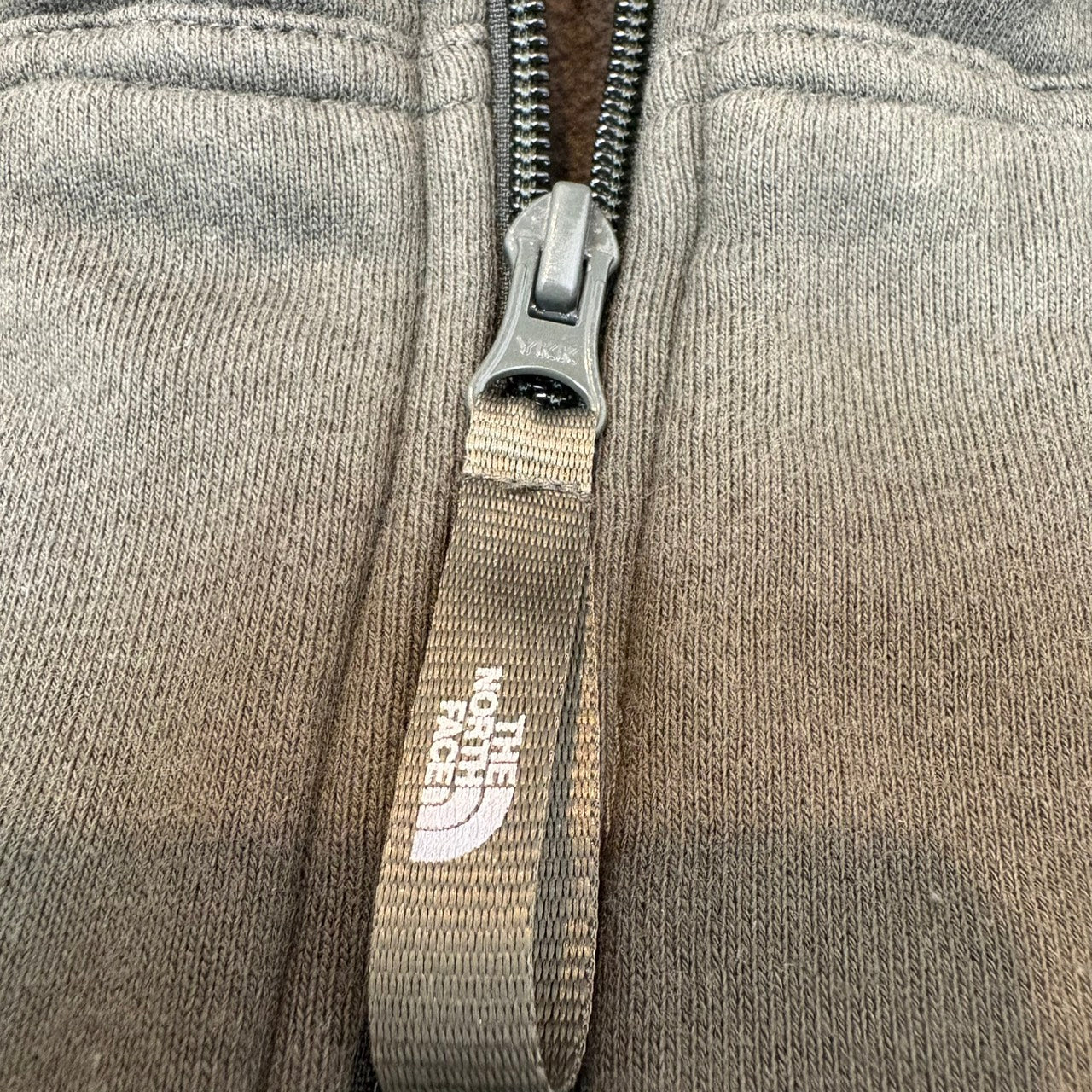THE NORTH FACE ノースフェイス ジップアップパーカー カーキ  L