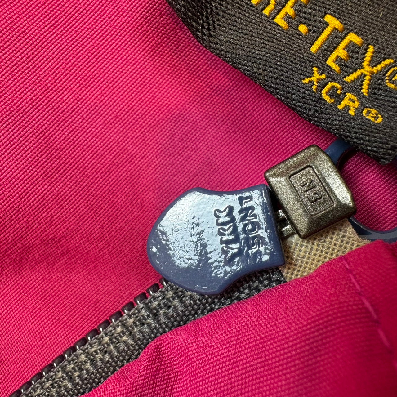 THE NORTH FACE ノースフェイス SUMMIT GORE-TEX ピンク M