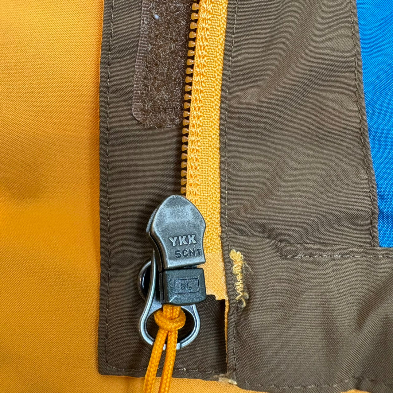 THE NORTH FACE ノースフェイス HyVent マウンテンパーカー イエローオレンジ × ブラウン × インナーブルー XL