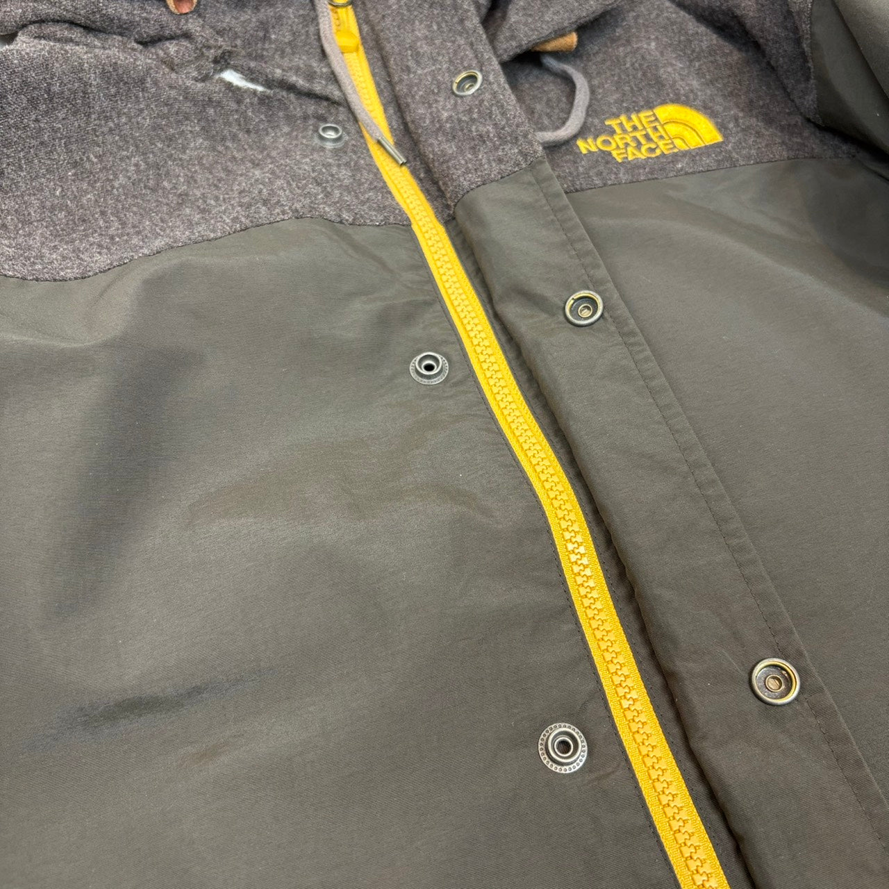 THE NORTH FACE ノースフェイス マウンテンパーカー カーキ S