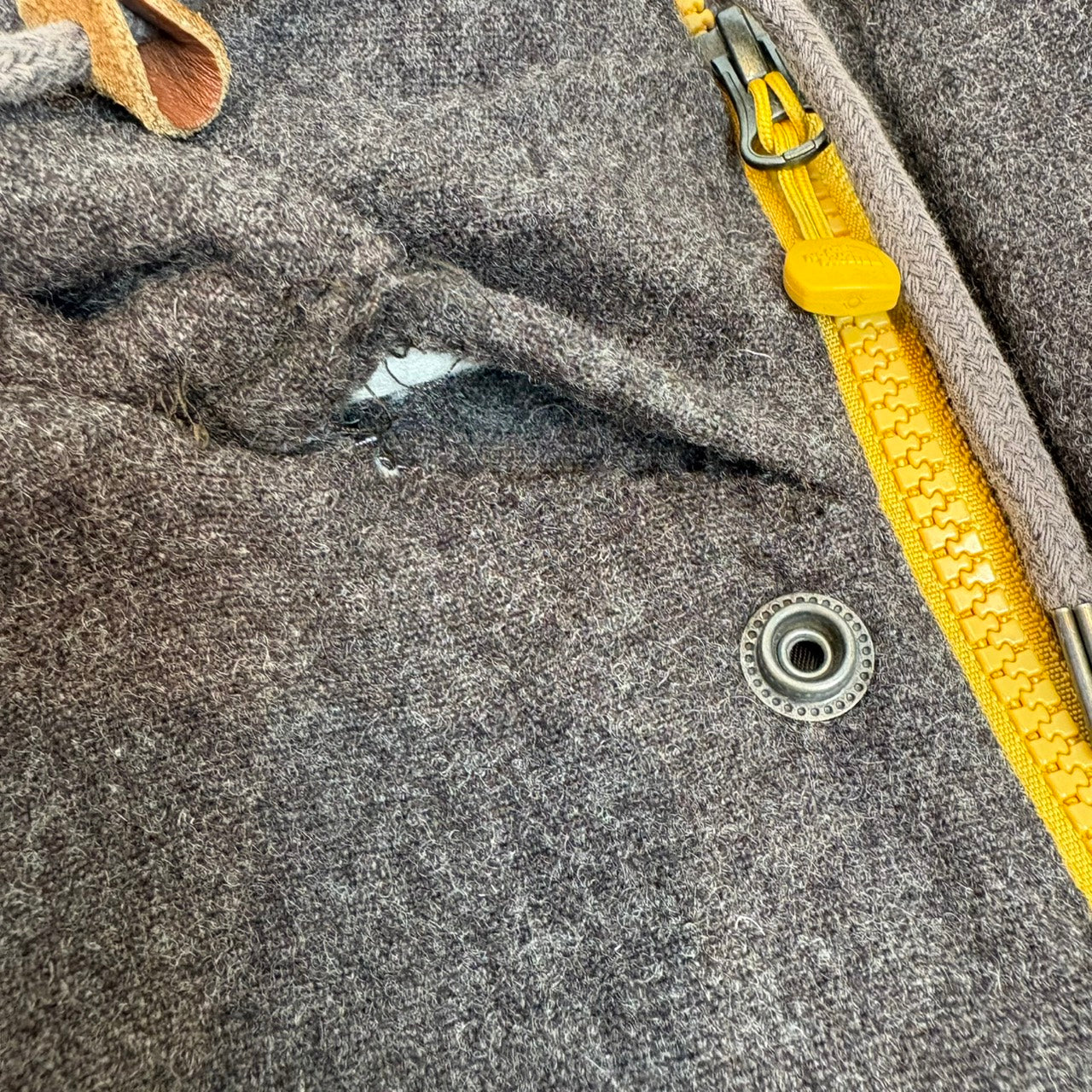 THE NORTH FACE ノースフェイス マウンテンパーカー カーキ S