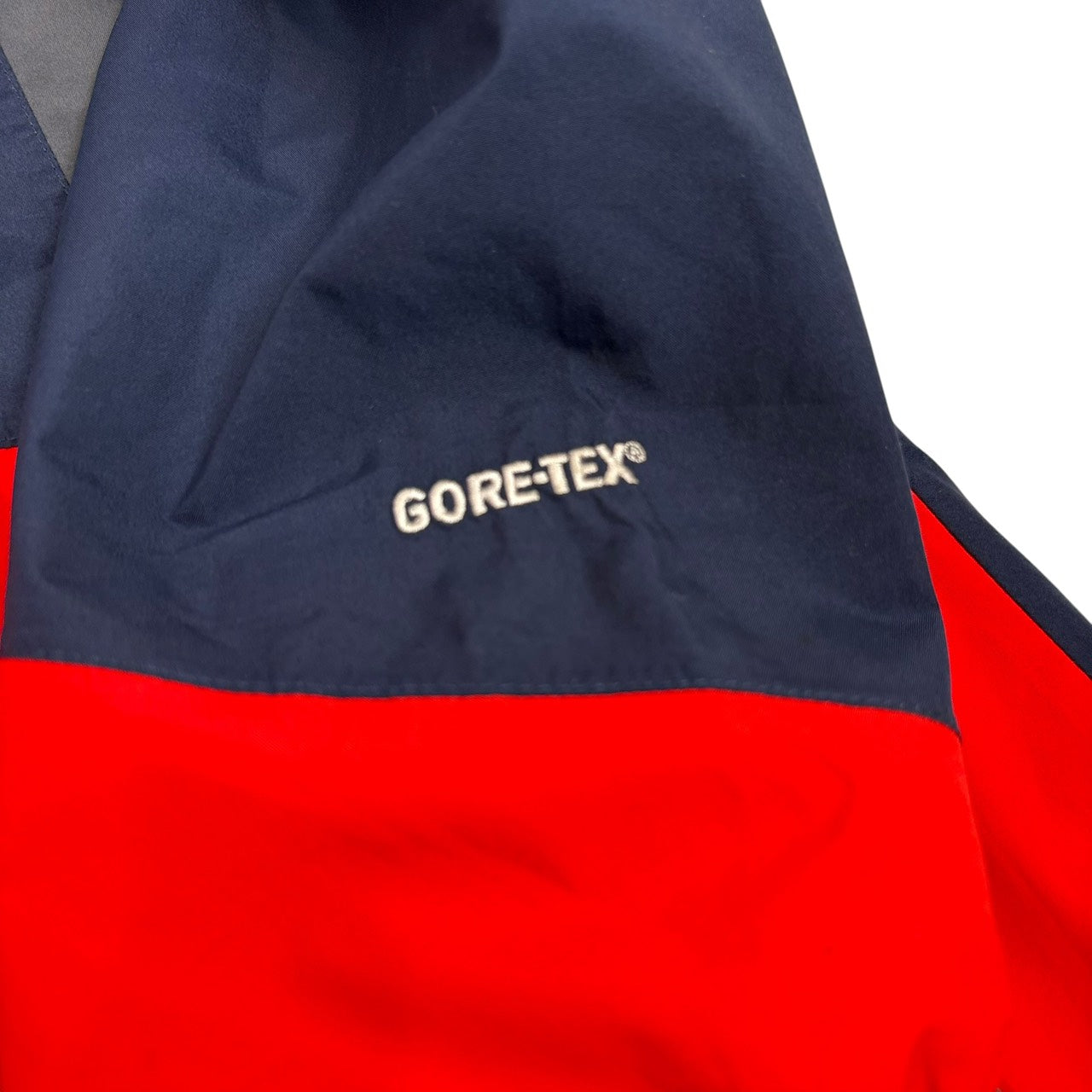 ノースフェイス GORE-TEX マウンテンパーカー レッド × ネイビー × グレー L