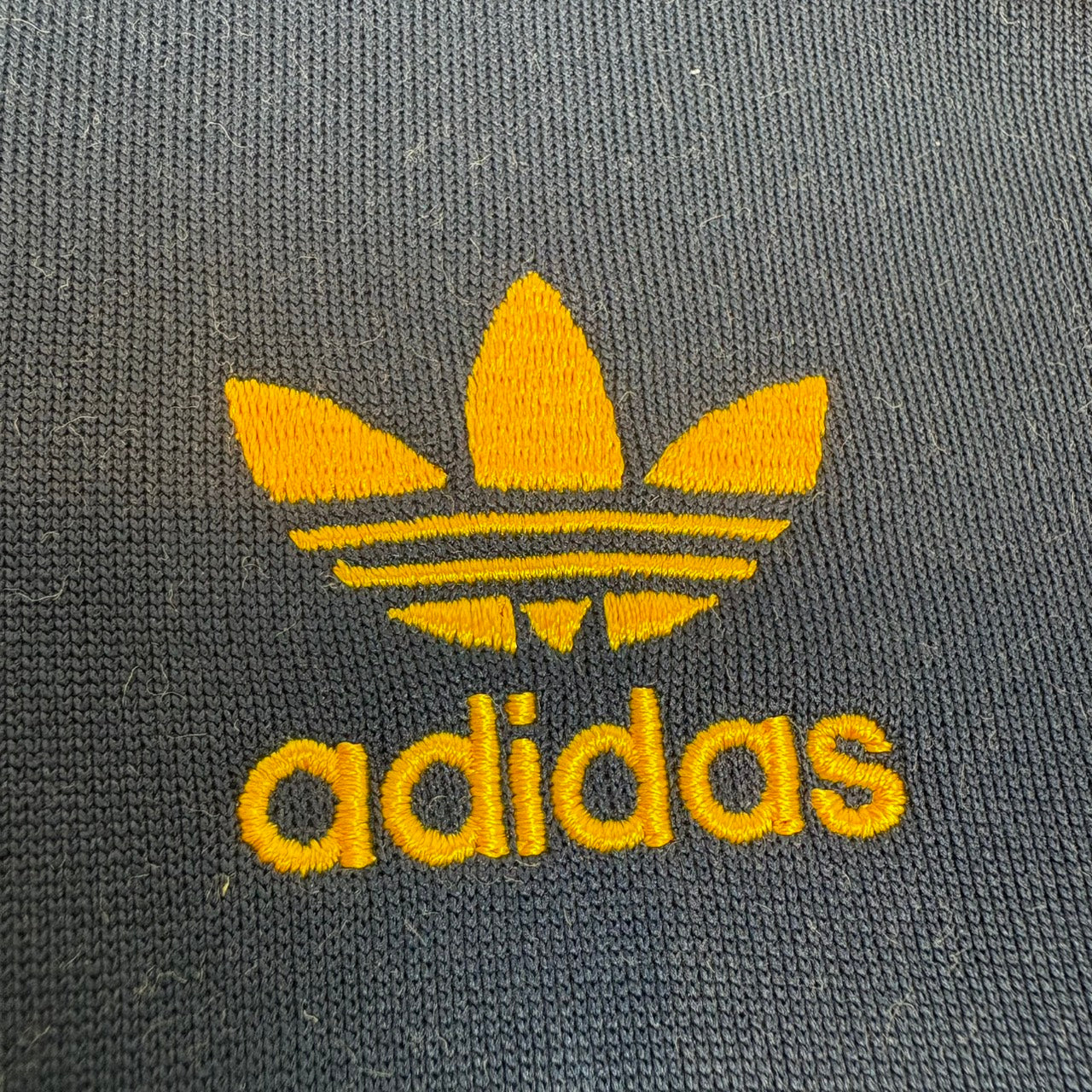 adidas アディダス トラックジャケット スーパースター ネイビー×ホワイト×イエロー S