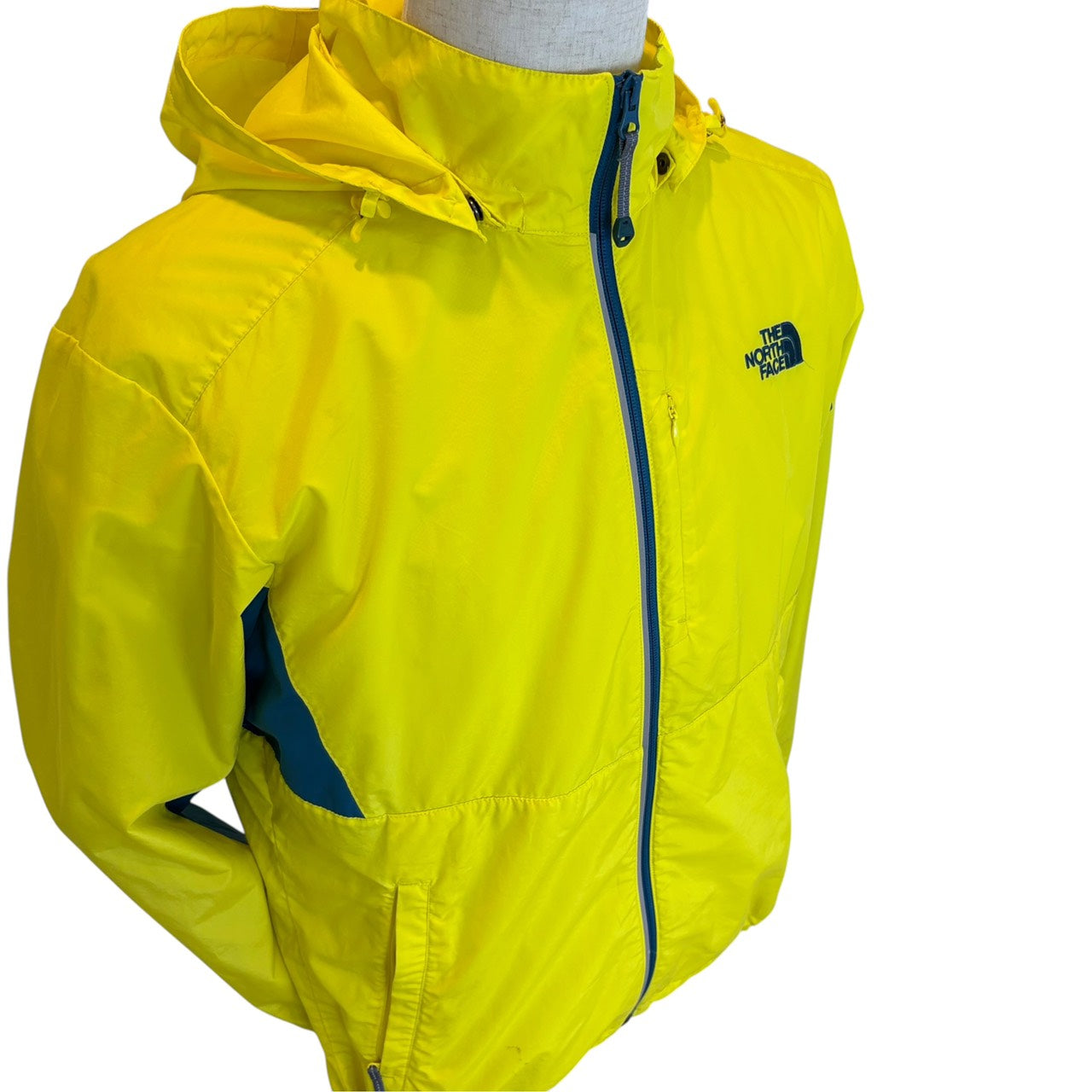 THE NORTH FACE ノースフェイス ナイロンジャケット イエロー L