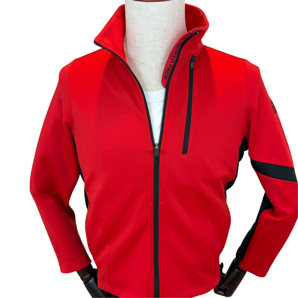 THE NORTH FACE ノースフェイス ソフトシェルジャケット レッド S