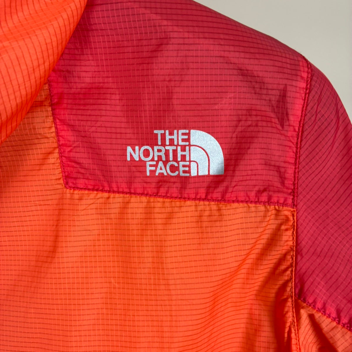 THE NORTH FACE ノースフェイス ナイロンジャケット オレンジ S