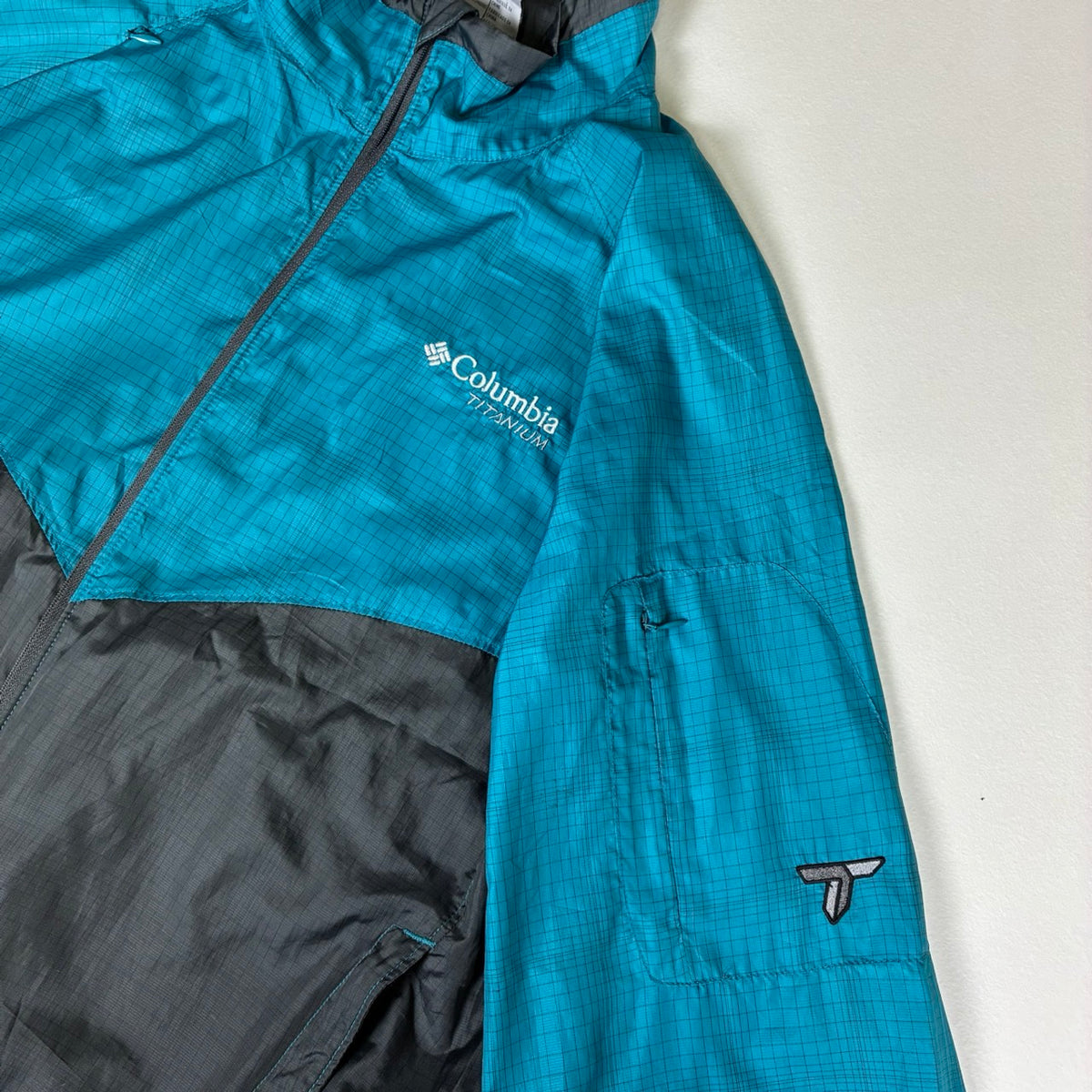 Columbia TITANIUM ナイロンジャケット ブルー グレー L