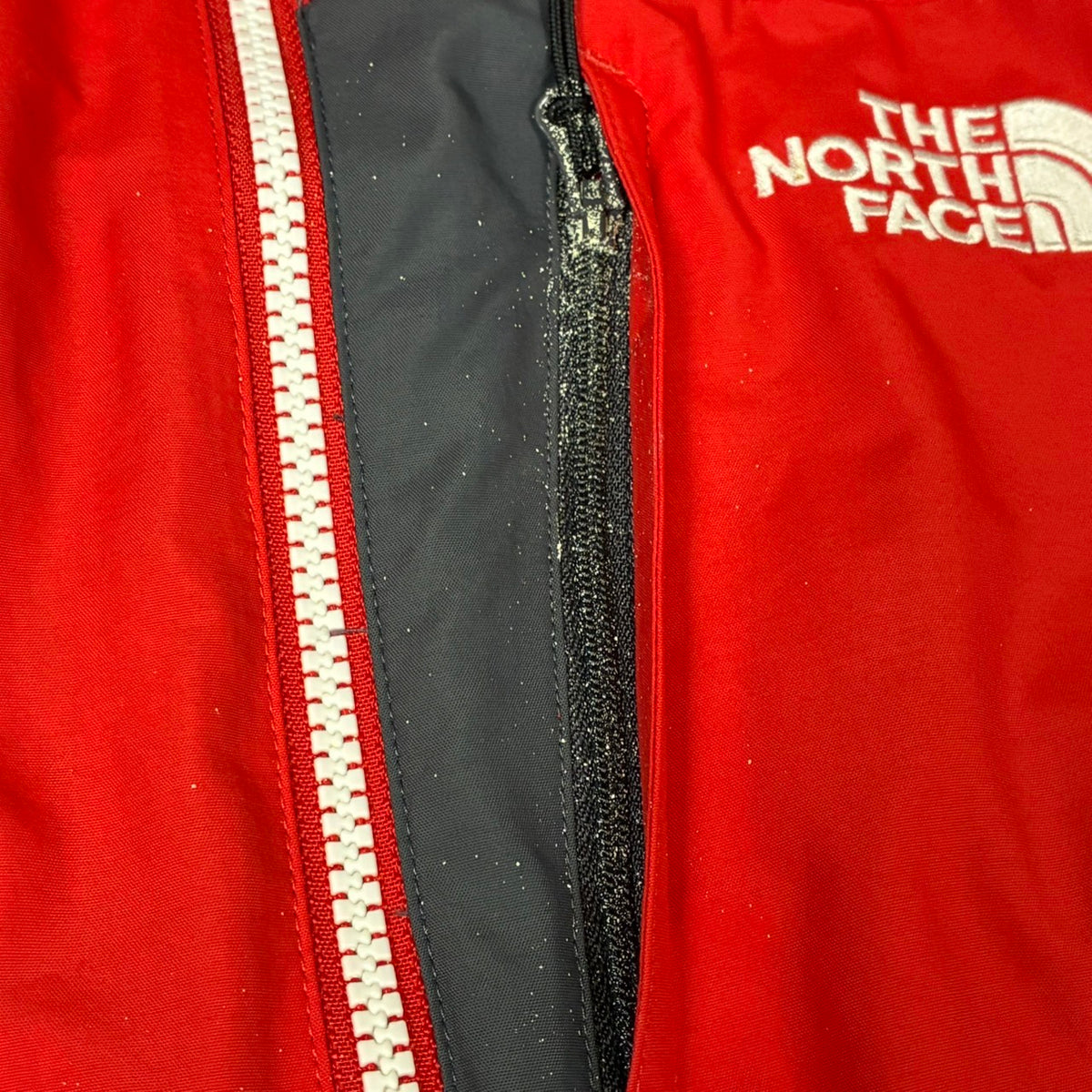 THE NORTH FACE ノースフェイス 赤黒 マウンテンジャケット M