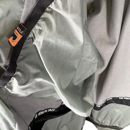 THE NORTH FACE HYVENT Mountain Parka Grey x White L