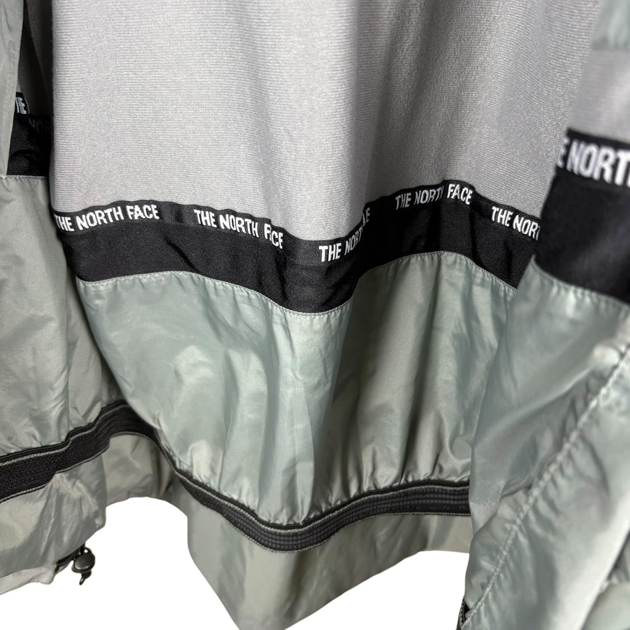 THE NORTH FACE HYVENT Mountain Parka Grey x White L
