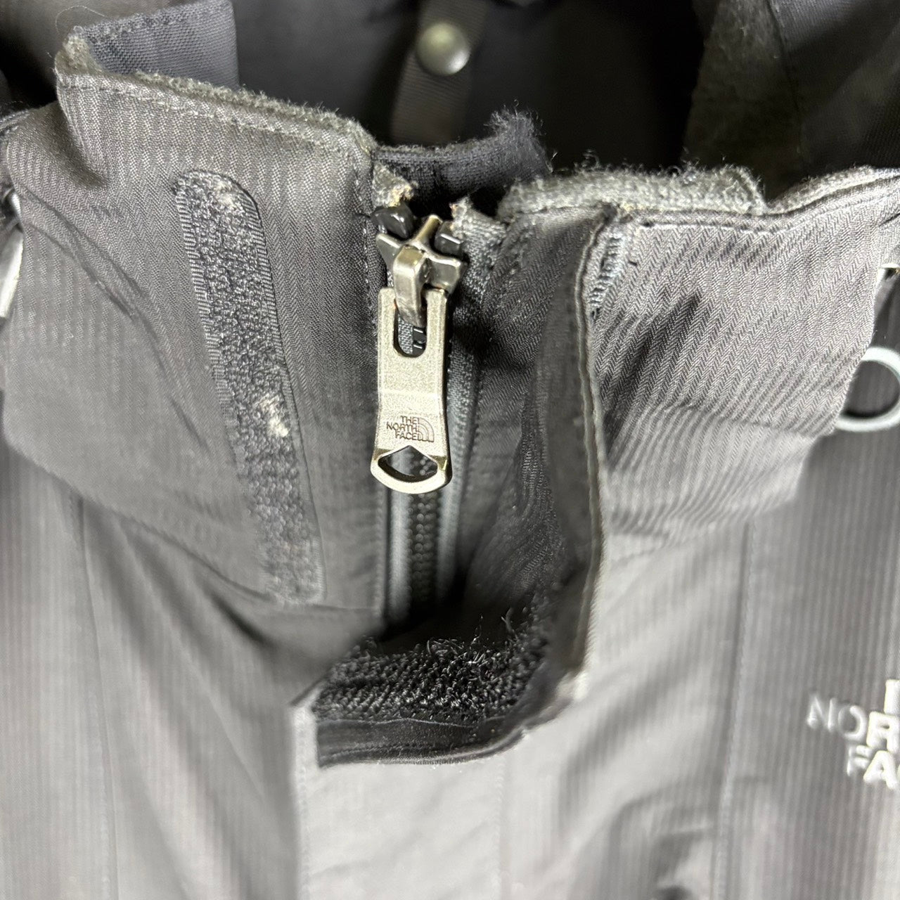 THE NORTH FACE HYVENT 冲锋衣 黑色 L码