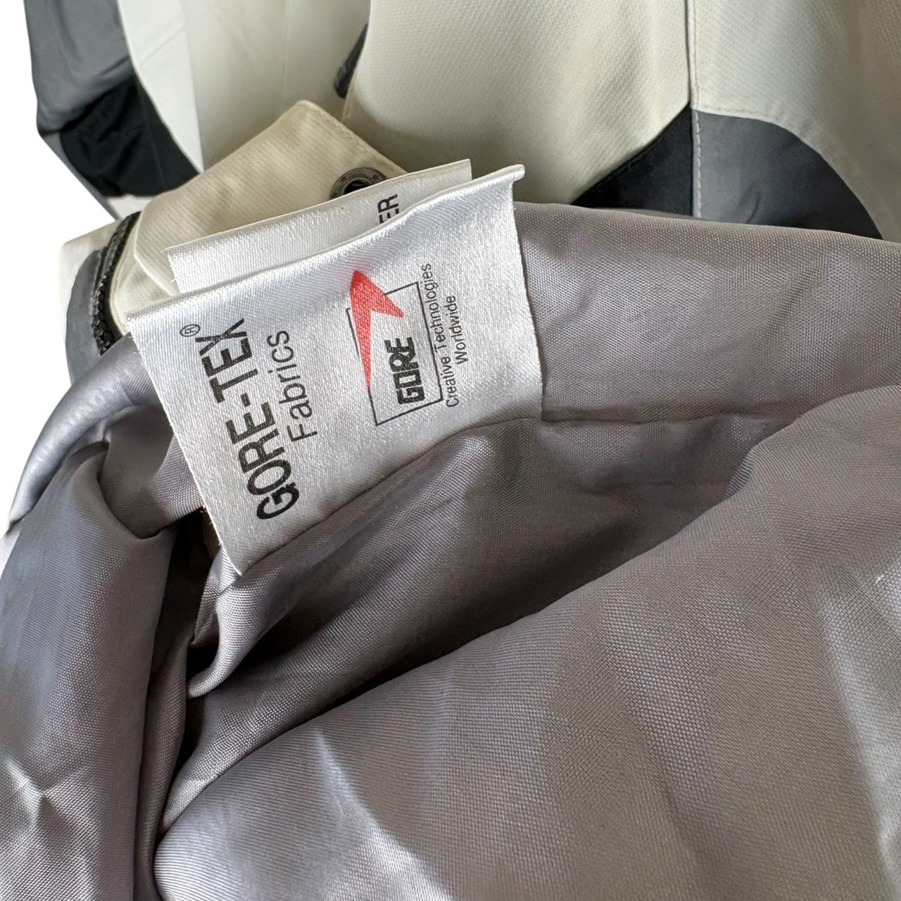 The North Face Summit Series GORE-TEX Mountain Parka White L