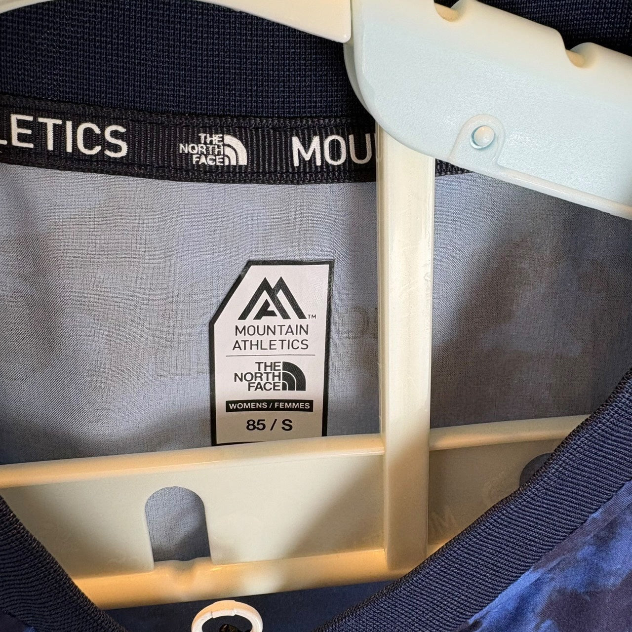 ノースフェイス MOUNTAIN ATHLETICS トラックジャケット 青 S