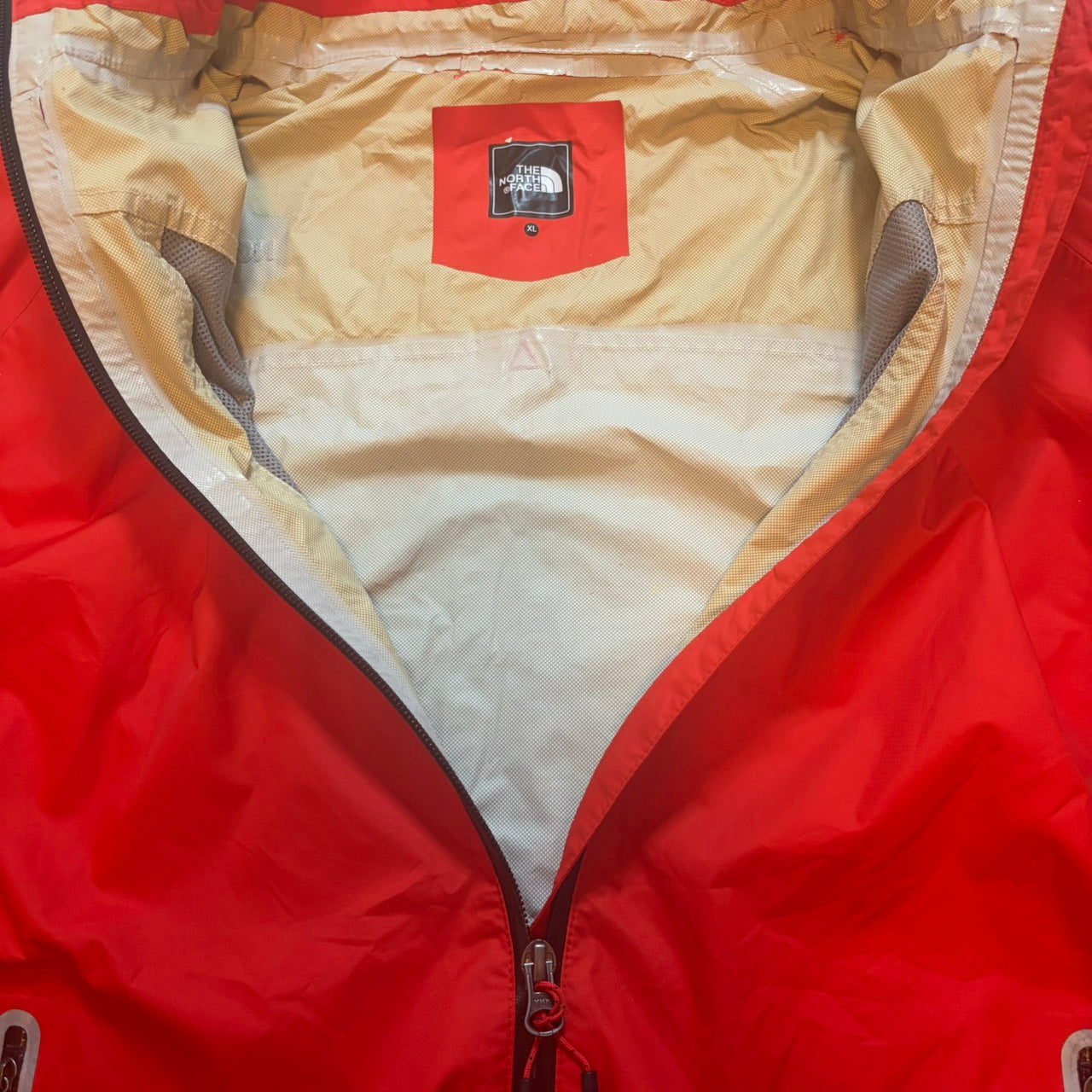 THE NORTH FACE ノースフェイス HyVent マウンテンパーカー レッド XL