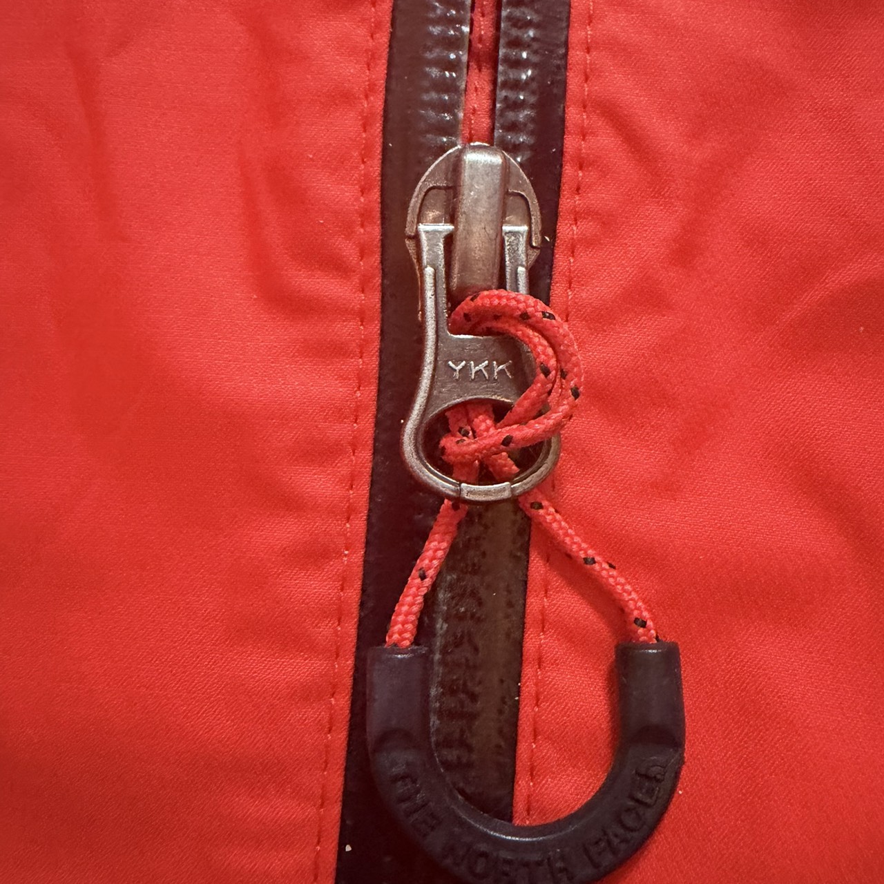 THE NORTH FACE ノースフェイス HyVent マウンテンパーカー レッド XL