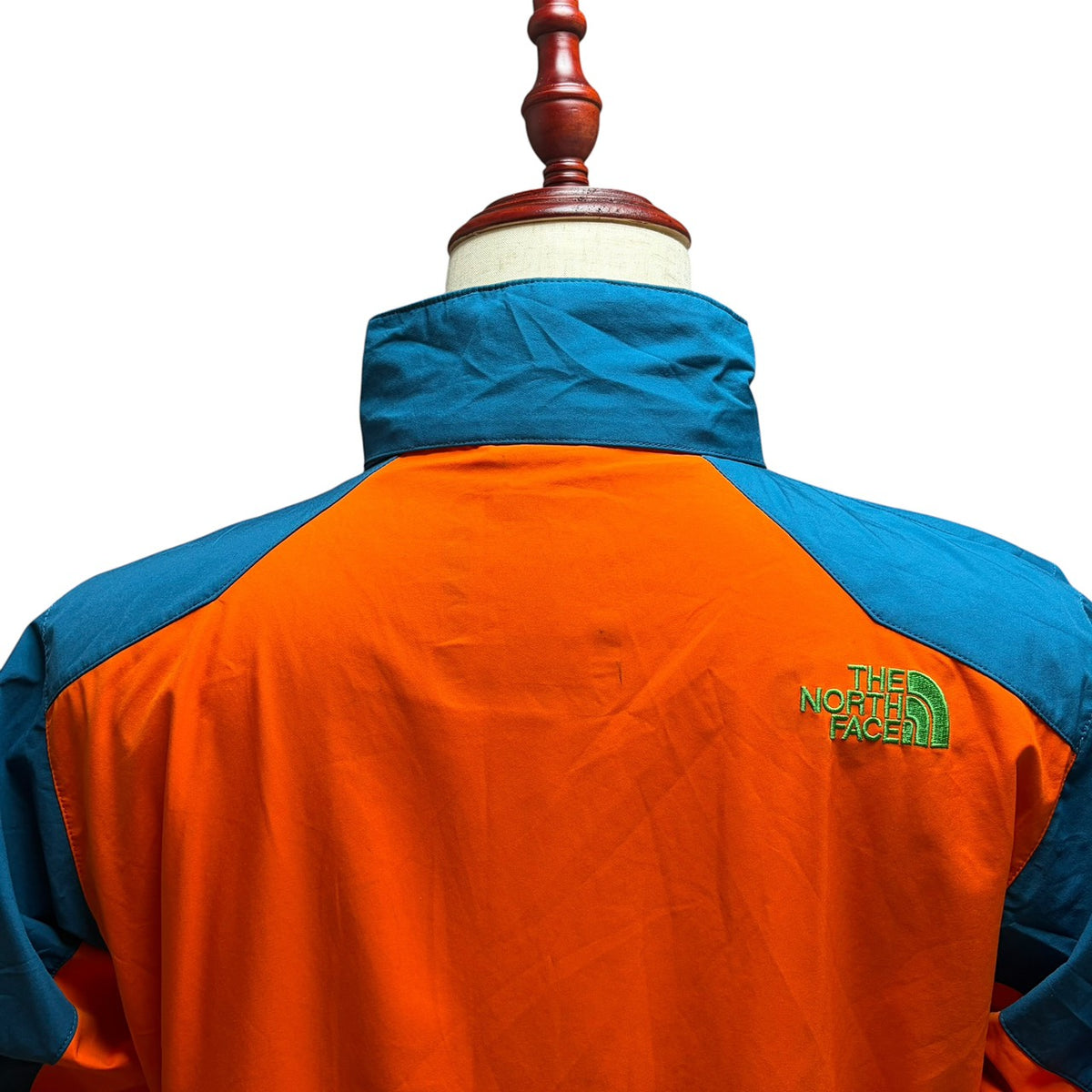THE NORTH FACE ノースフェイス マウンテンパーカー オレンジ L