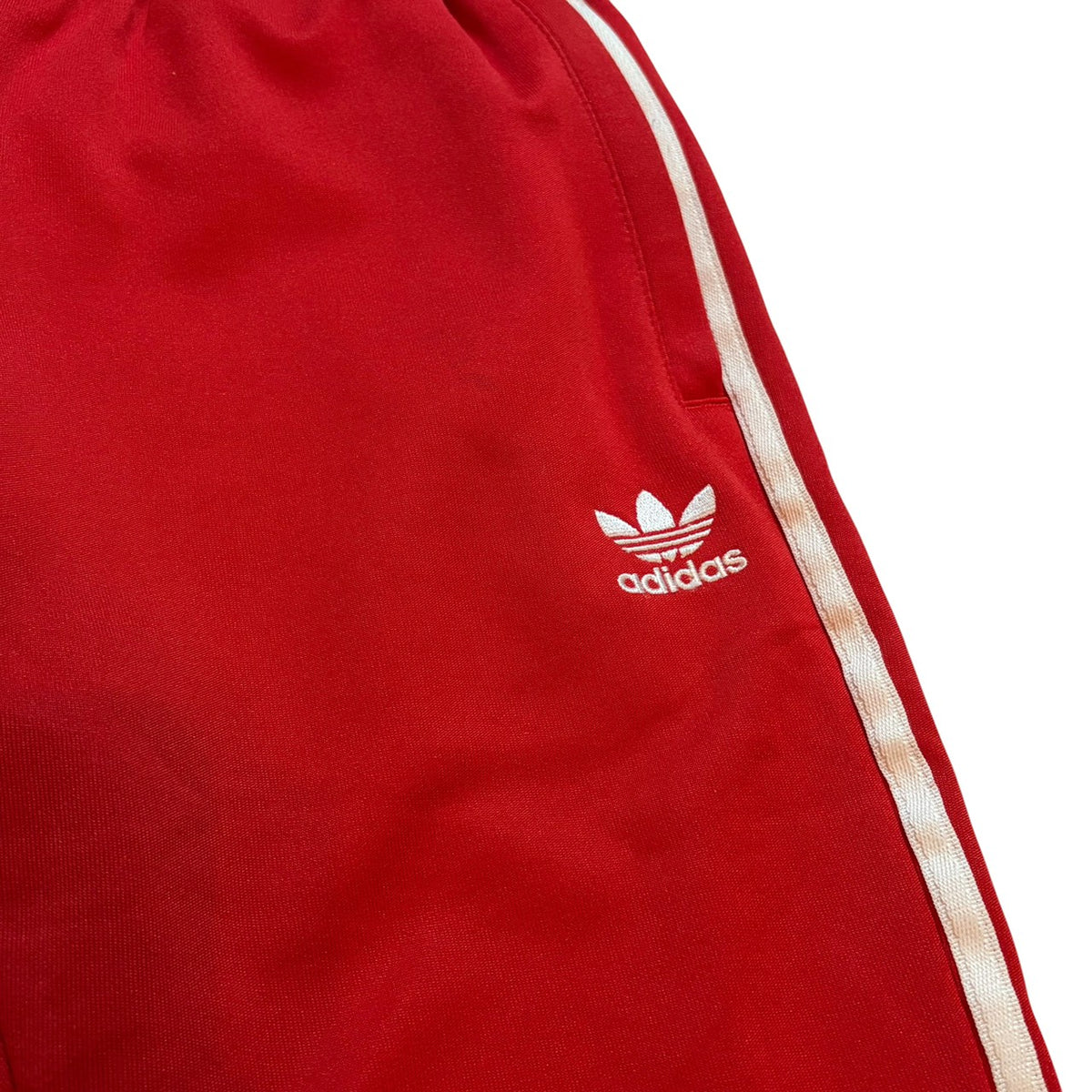 adidas アディダス トラックパンツ ジャージ ジョガーパンツ S