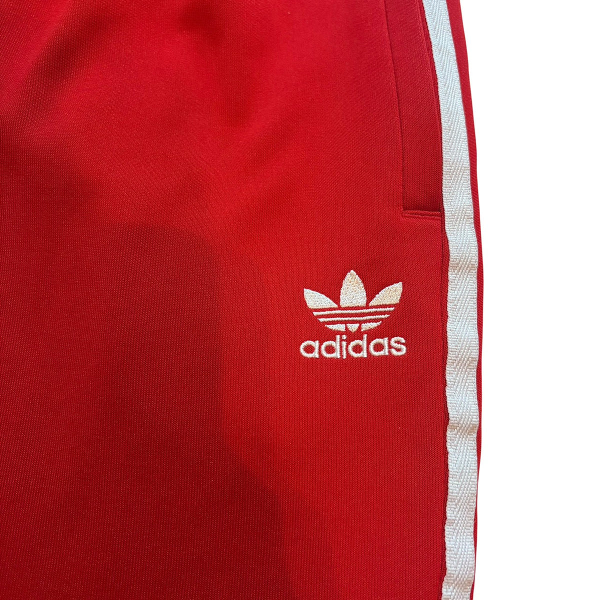 adidas アディダス スーパースターシリーズ トラックパンツ ジョガーパンツ レッド M